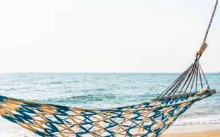 Rede para descansar na praia