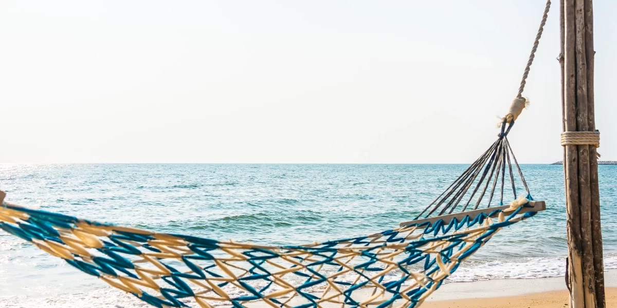 Rede para descansar na praia